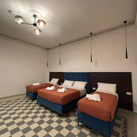 Bed & Breakfast Gsr Garibaldi Station 4*