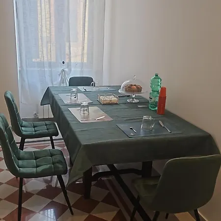 Gsr Garibaldi Station Bed & Breakfast Naples